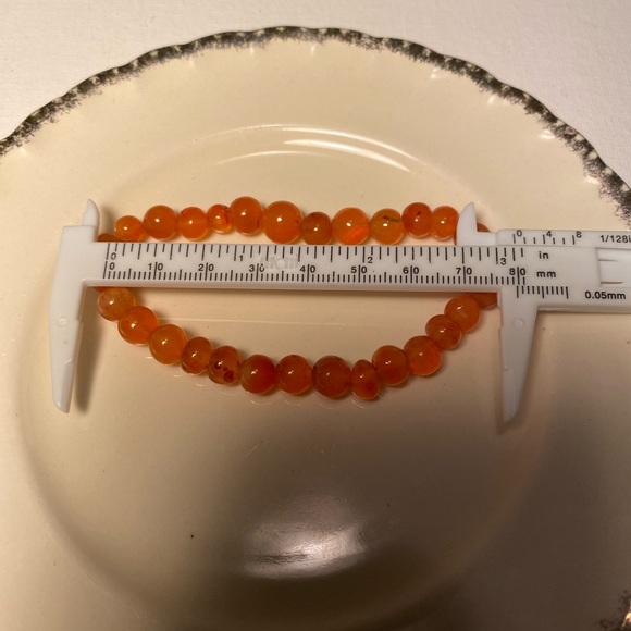 Unisex rare orange agate stretch elastic bracelet. - Picture 6 of 6